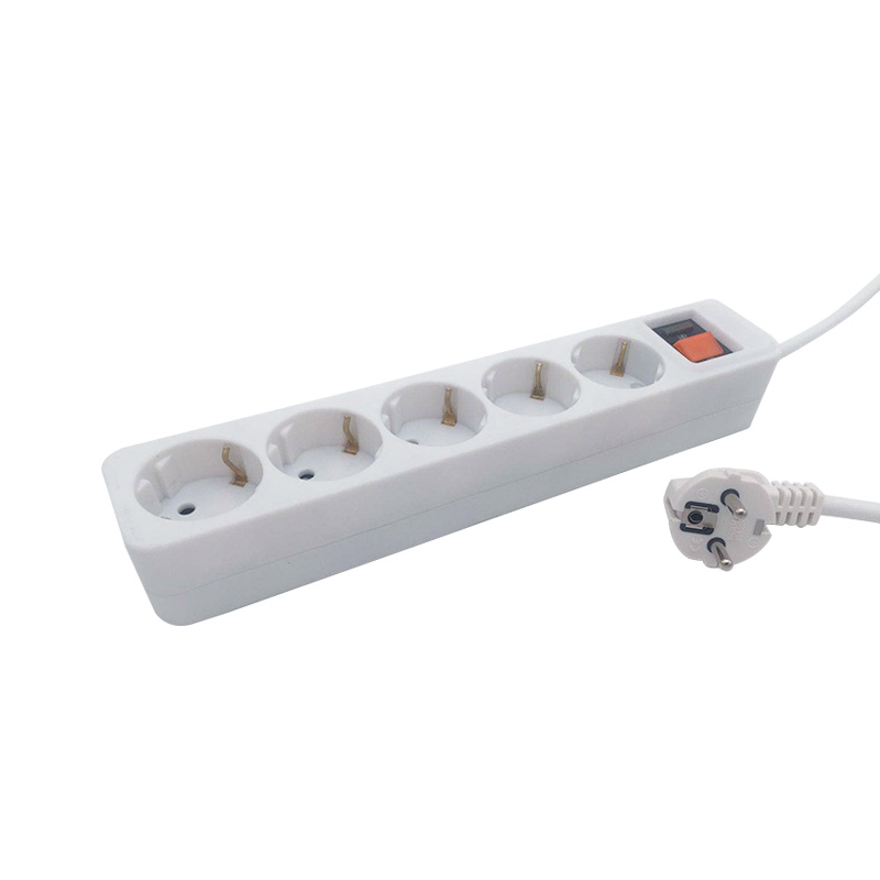 PP -materiaali 1,0 mm² 5 pistorasiat EU -vakiopistorasia PP -materiaali 1,0 mm² 5 pistorasiat EU -vakiopistorasia